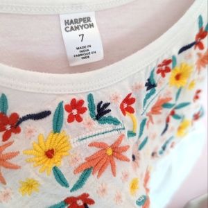 Embroidered Harper Canyon dress size 7